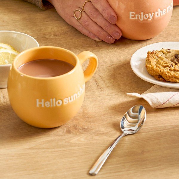 Oranžna skodelica iz kamenine 420 ml Muggies – Salt&Pepper-image-1