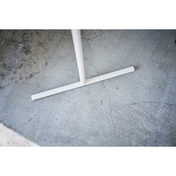 Belo kovinsko stensko stojalo za oblačila Tower – YAMAZAKI-image-4