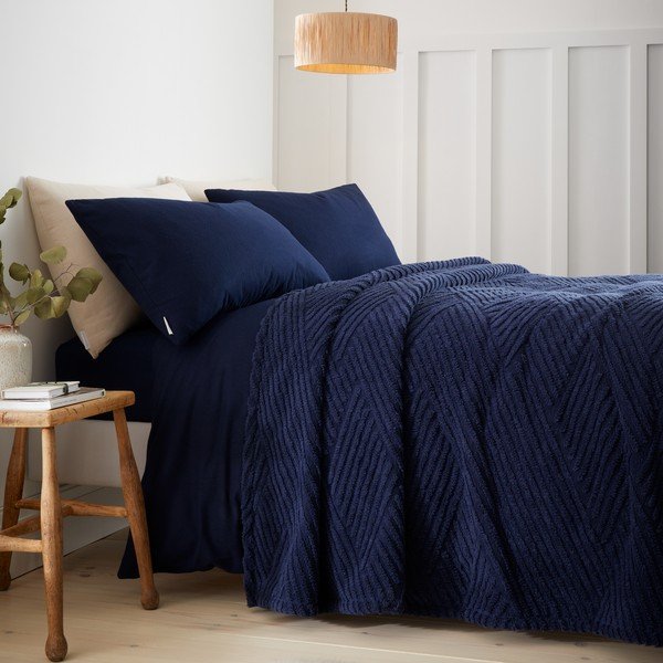 Temno modro pregrinjalo 230x220 cm Heat Buddy Super Thermal – Catherine Lansfield-image-1