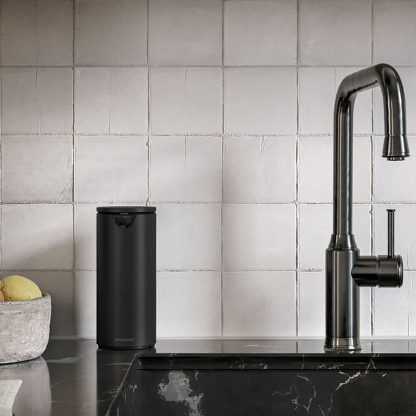 Mat črn jeklen avtomatski dozirnik za milo 414 ml – simplehuman-image-1