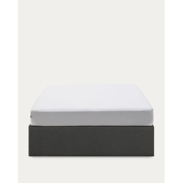 Črna oblazinjena zakonska postelja s prostorom za shranjevanje 180x200 cm Matters – Kave Home-image-3