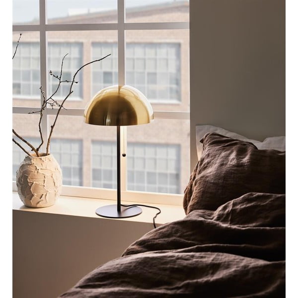 Zlata namizna svetilka Markslöjd Dome, višina 54,5 cm-image-1