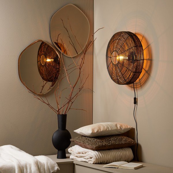 Črna stenska svetilka Mataka - Light & Living-image-2