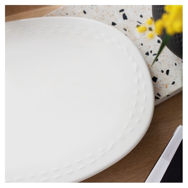 Bel porcelanast krožnik Villeroy & Boch Like It's my moment, 30 x 20 cm-image-1