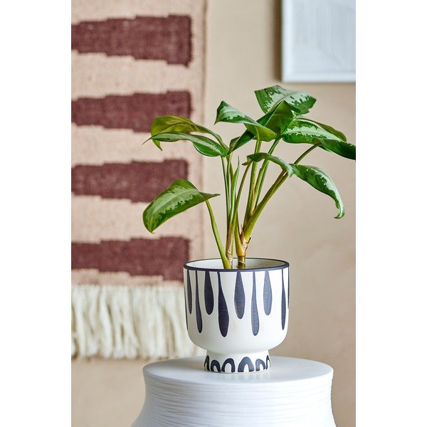 Okrasni cvetlični lonec iz terakote ø 16 cm Malena – Bloomingville-image-1