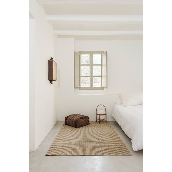 Kaki zelena pralna ročno tkana volnena preproga 140x200 cm Unexpected Wool – Lorena Canals-image-2