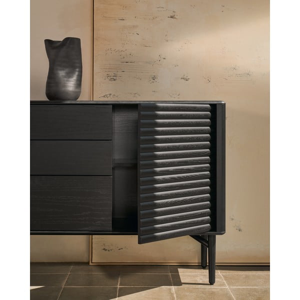 Črna komoda v hrastovem dekorju 200x86x45 cm Lenon – Kave Home-image-4