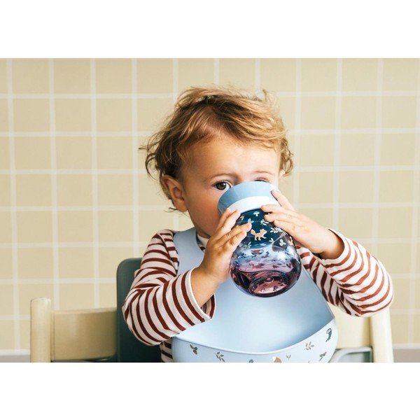 Svetlo zelena plastična otroška skodelica 300 ml Little Farm – Mepal-image-1