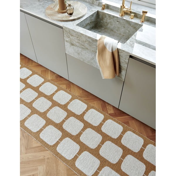 Oker rumen/kremno bel zunanji in notranji tekač 70x300 cm Sten Ochre – Pappelina-image-3