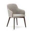 Bež oblazinjen jedilni stol z nasloni za roke Nelida – Kave Home