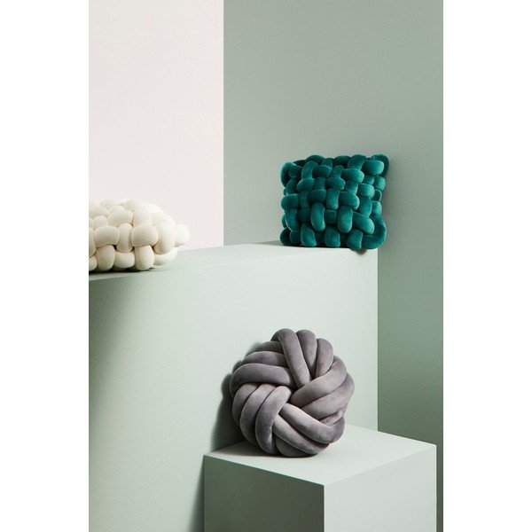 Žametna okrasna blazina 30x30 cm Entwine – Yes Everyday-image-2