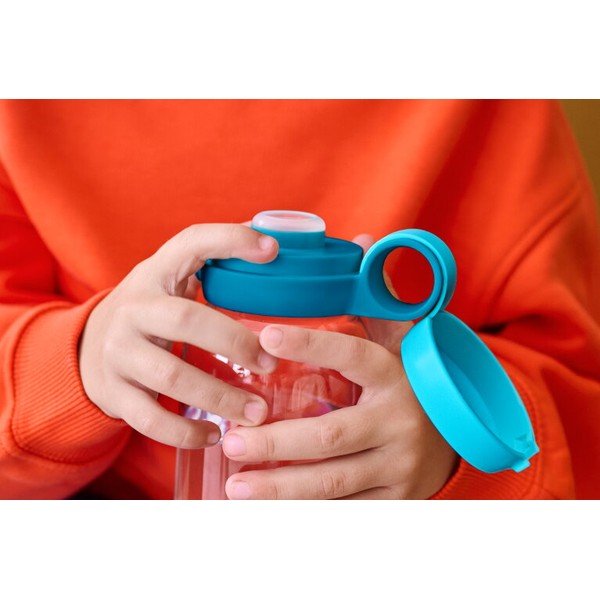 Mentolno zelena plastična otroška steklenička za vodo 600 ml Campus – Mepal-image-4
