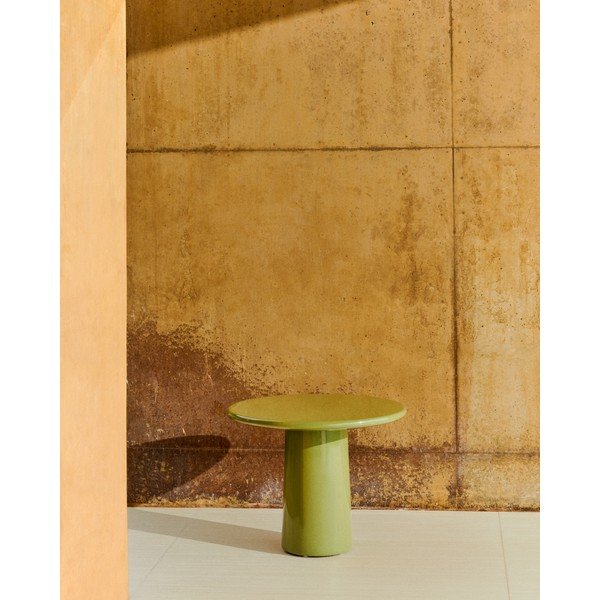 Betonska okrogla vrtna klubska mizica ø 65 cm Albanella – Kave Home-image-1