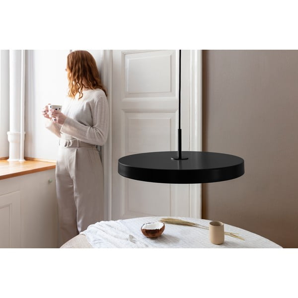 Črna LED zatemnitvena viseča svetilka s kovinskim senčnikom ø 43 cm Asteria Plus Medium – UMAGE-image-2