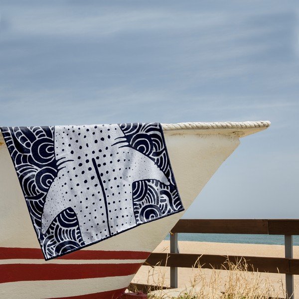 Temno modra brisača za plažo 90x180 cm Shark - DecoKing-image-1