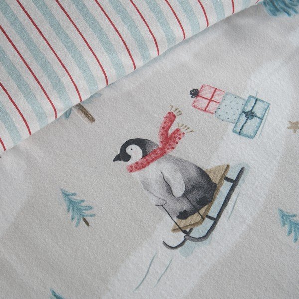 Enojna flanelna posteljnina v naravni barvi 135x200 cm Brushed Christmas Penguins – Catherine Lansfield-image-2