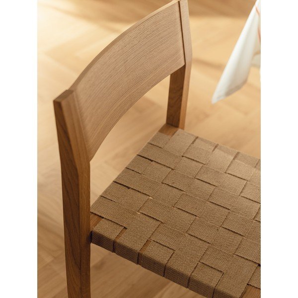 Jedilni stol z možnostjo nalaganja iz masivnega hrasta v naravni barvi Toli – noo.ma-image-4