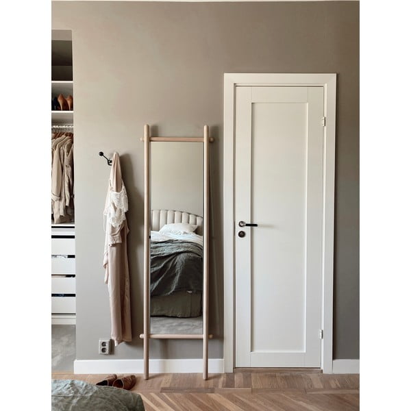 Stoječe ogledalo z lesenim okvirjem 52x180 cm Milford - Rowico-image-1