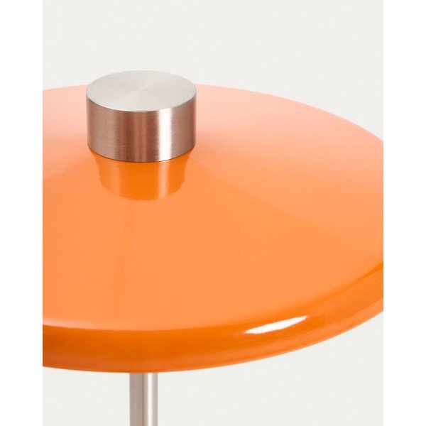 Oranžna stoječa svetilka s kovinskim senčilom (višina 130 cm) Nuvira – Kave Home-image-3