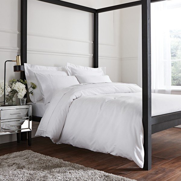 Belo bombažno satenasto posteljno perilo Bianca Luxury, 220 x 230 cm-image-1