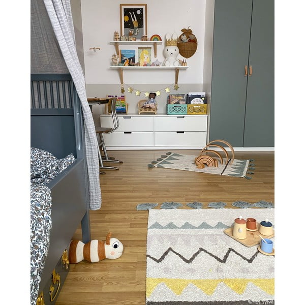 Kremno bela pralna ročno tkana bombažna otroška preproga 120x160 cm Azteca Vintage Blue – Lorena Canals-image-3