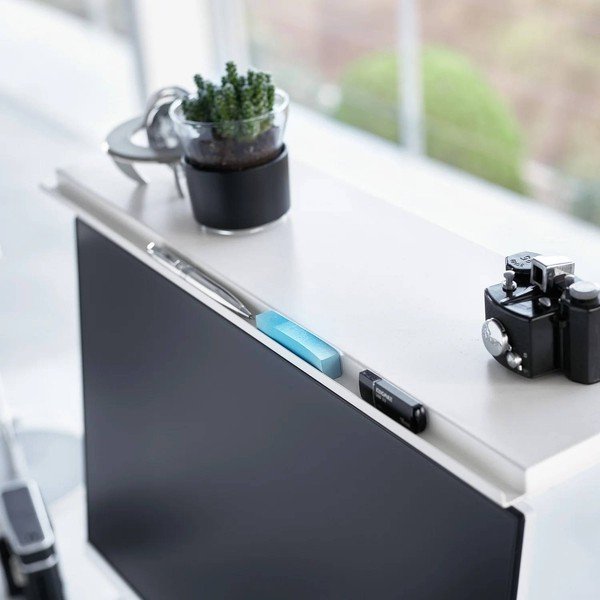 Belo kovinsko stojalo za monitor Tower – YAMAZAKI-image-4