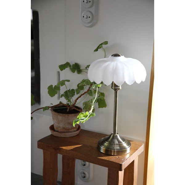 Kremno bela/medeninasta namizna svetilka (višina 43 cm) Kurage – Markslöjd-image-1