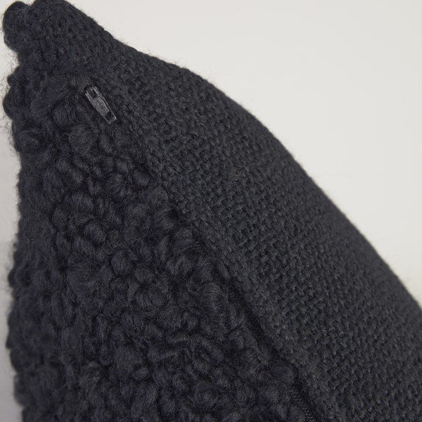 Prevleka za blazino 45x45 cm Corel – Kave Home-image-1