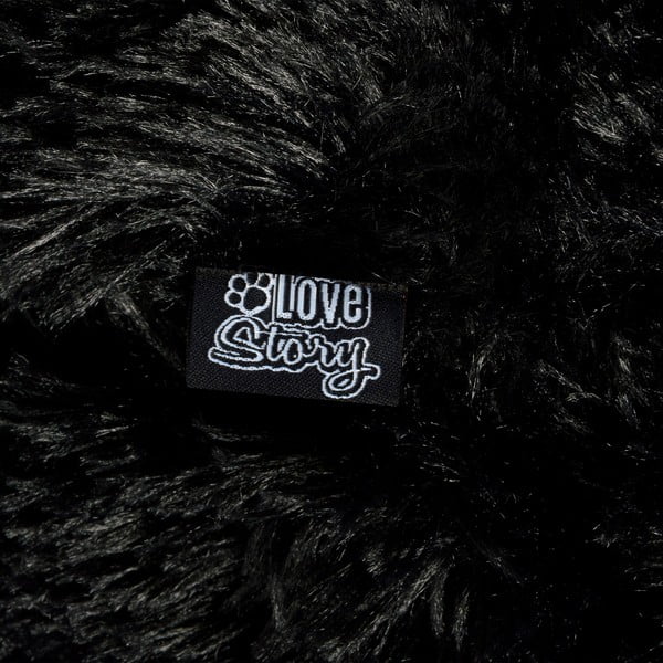 Črna postelja za pse 55x87 cm – Love Story-image-4