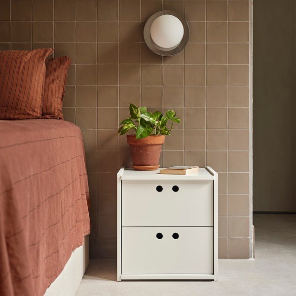 Kremno bela nočna omarica Wally – Teulat-image-1