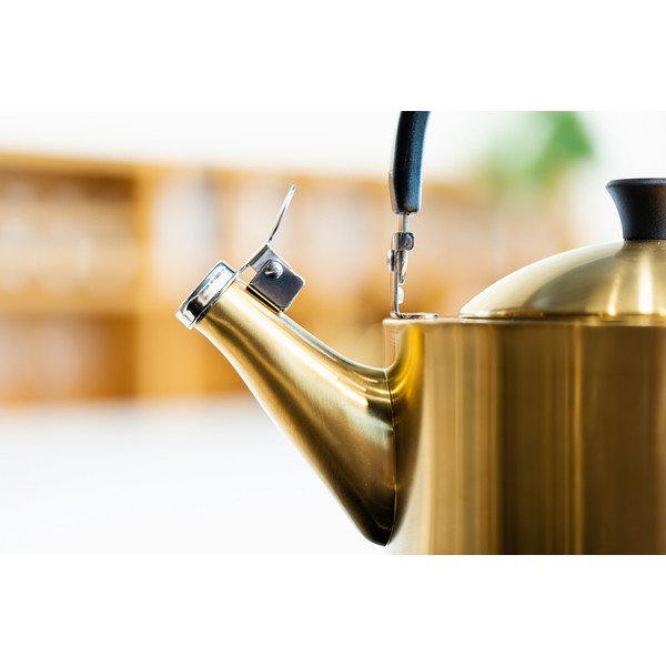 Grelnik za vodo iz nerjavečega jekla v zlati barvi 1,5 l Diamante – Vialli Design-image-3