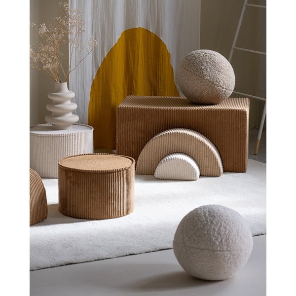 Kremno bel otroški tabure iz rebrastega žameta – Wigiwama-image-4