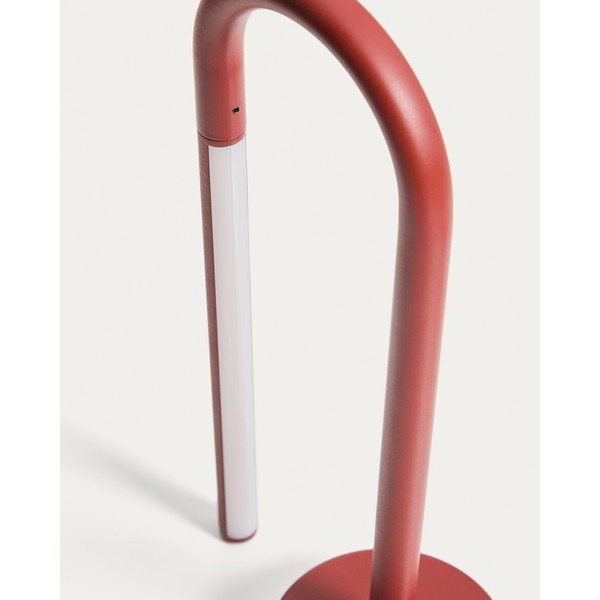 Rdeča kovinska LED namizna svetilka (višina 30 cm) Bow – Kave Home-image-4