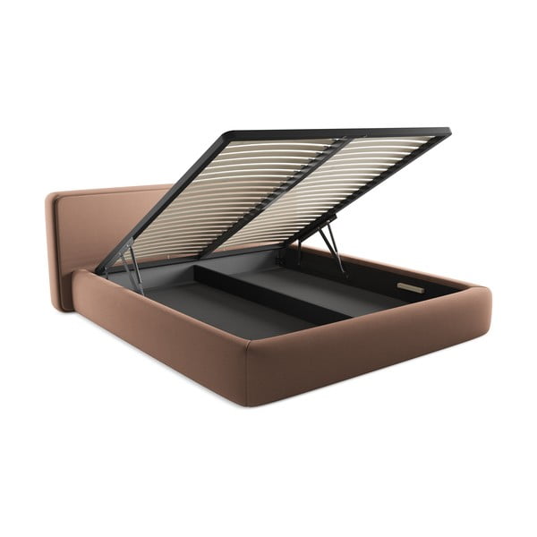 Svetlo rožnata oblazinjena zakonska postelja s prostorom za shranjevanje z letvenim dnom 180x200 cm Kiana – Makamii-image-3