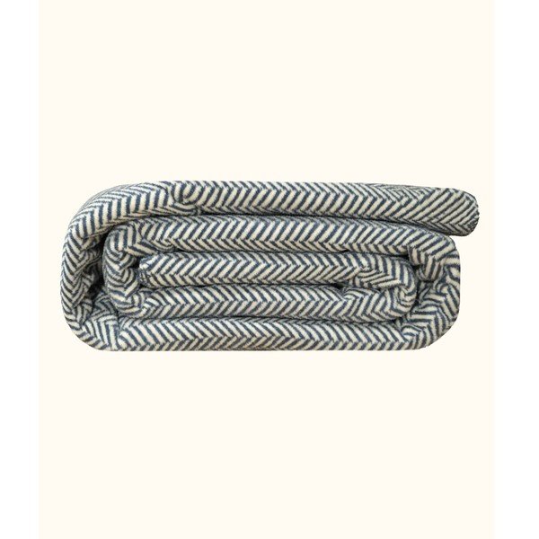 Belo/temno modro pregrinjalo za zakonsko posteljo 200x220 cm Twin – Oyo Concept-image-4