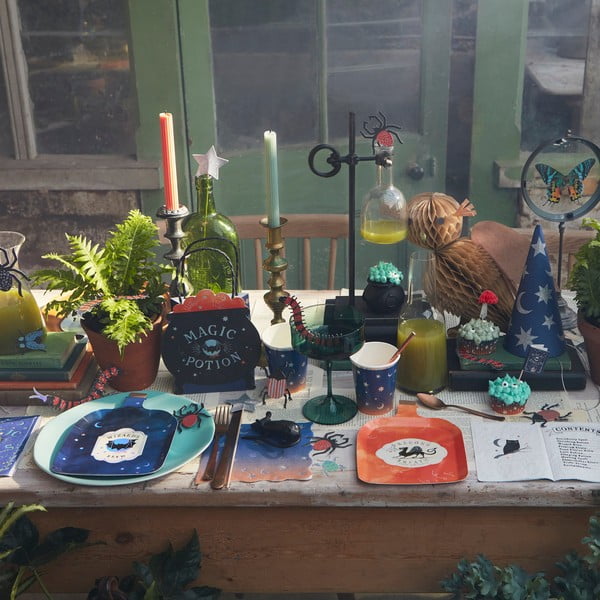 Papirnati kozarčki za enkratno uporabo v kompletu  8 ks Making Magic – Meri Meri-image-1