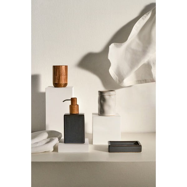 Temno moder keramičen dozirnik za milo Silvet – Kave Home-image-3