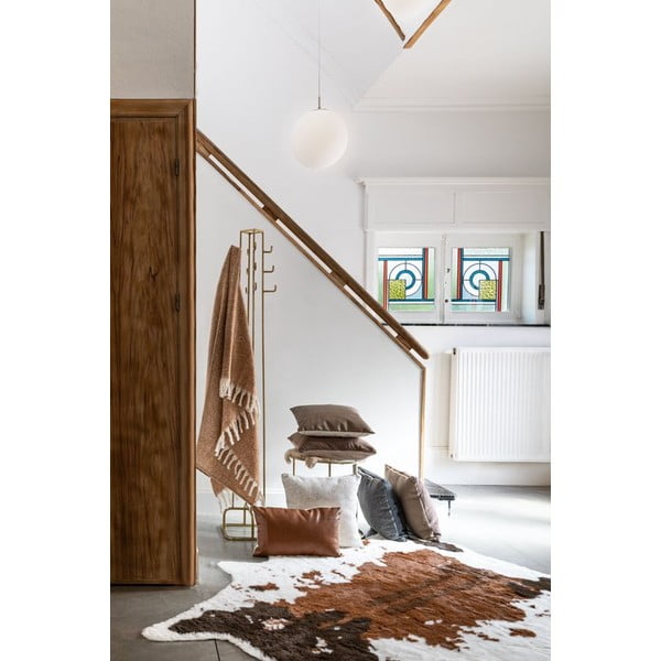 Preproga iz umetnega krzna Tiseco Home Studio Krava, 160 x 210 cm-image-1