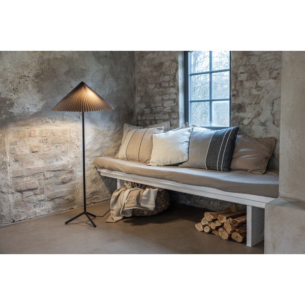 Črna/siva stoječa svetilka s tekstilnim senčilom (višina 140 cm) Plisado – Markslöjd-image-2