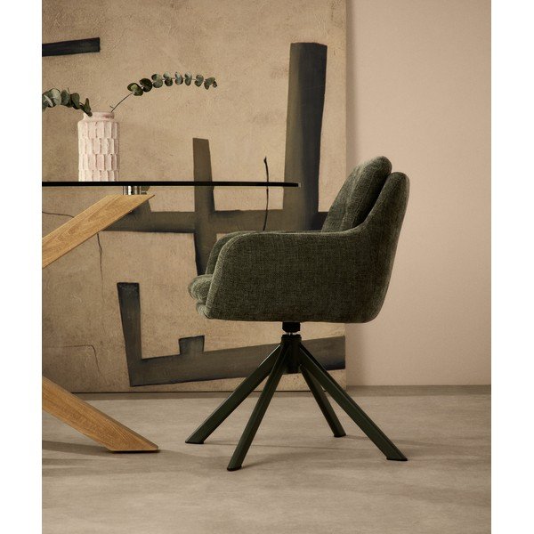 Temno zelen oblazinjen jedilni stol z nasloni za roke Lexa – Kave Home-image-1