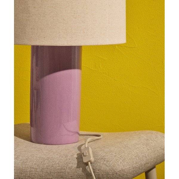 Vijolična/bež namizna svetilka s tekstilnim senčilom (višina 52 cm) Toneric – Kave Home-image-3