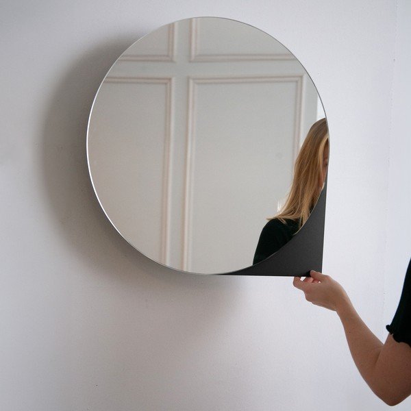 Črna kovinska stenska/z ogledalom kopalniška omarica 55x55 cm Sonnet – Spinder Design-image-1