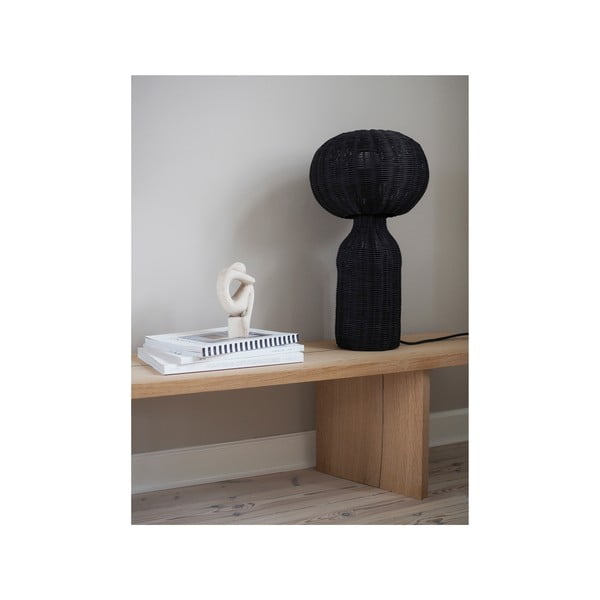 Črna namizna svetilka s senčnikom iz ratana (višina 43 cm) Werna – Villa Collection-image-2