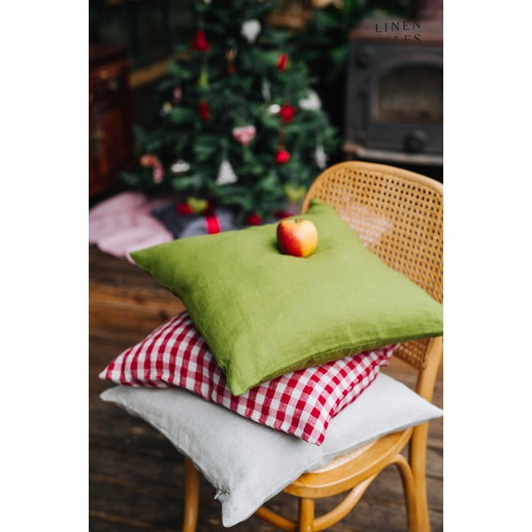 Lanena prevleka za blazino 50x50 cm Red Gingham – Linen Tales-image-1