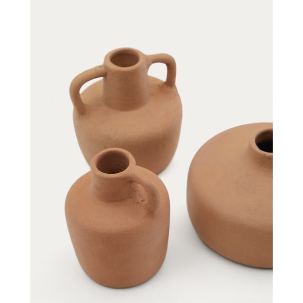 Oranžne vaze iz terakote (višina 6 cm) v kompletu 3 ks Sofra – Kave Home-image-1