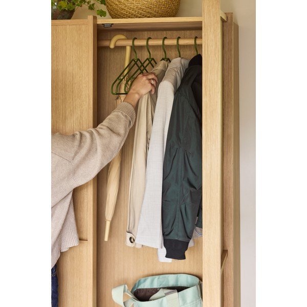 Garderobna omara v hrastovem dekorju v naravni barvi 100x181x55 cm Kura – Hübsch-image-3