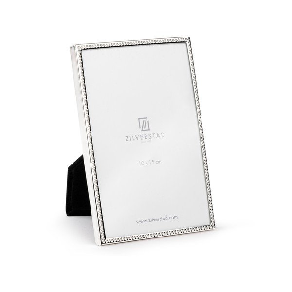 Kovinski stoječ okvir v sijajno srebrni barvi 11x16 cm Sweet Memory Pearl – Zilverstad