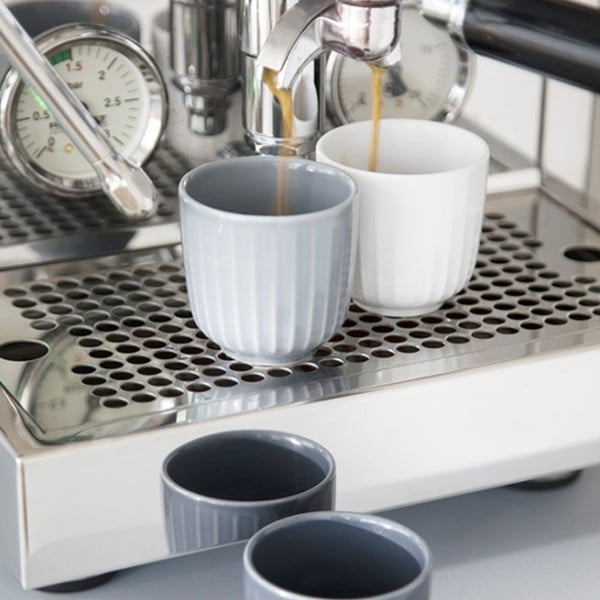 Bela porcelanasta skodelica Kähler Design Hammershoi, 200 ml-image-3