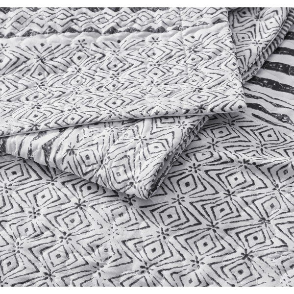 Pregrinjalo za posteljo iz mikropercala z dvema prevlekama za vzglavnik Sleeptime Elegant Stripe, 250 x 260 cm-image-3