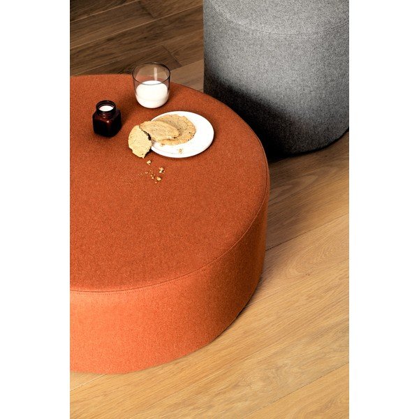 Tabure iz volne v barvi terakote Folk – noo.ma-image-2